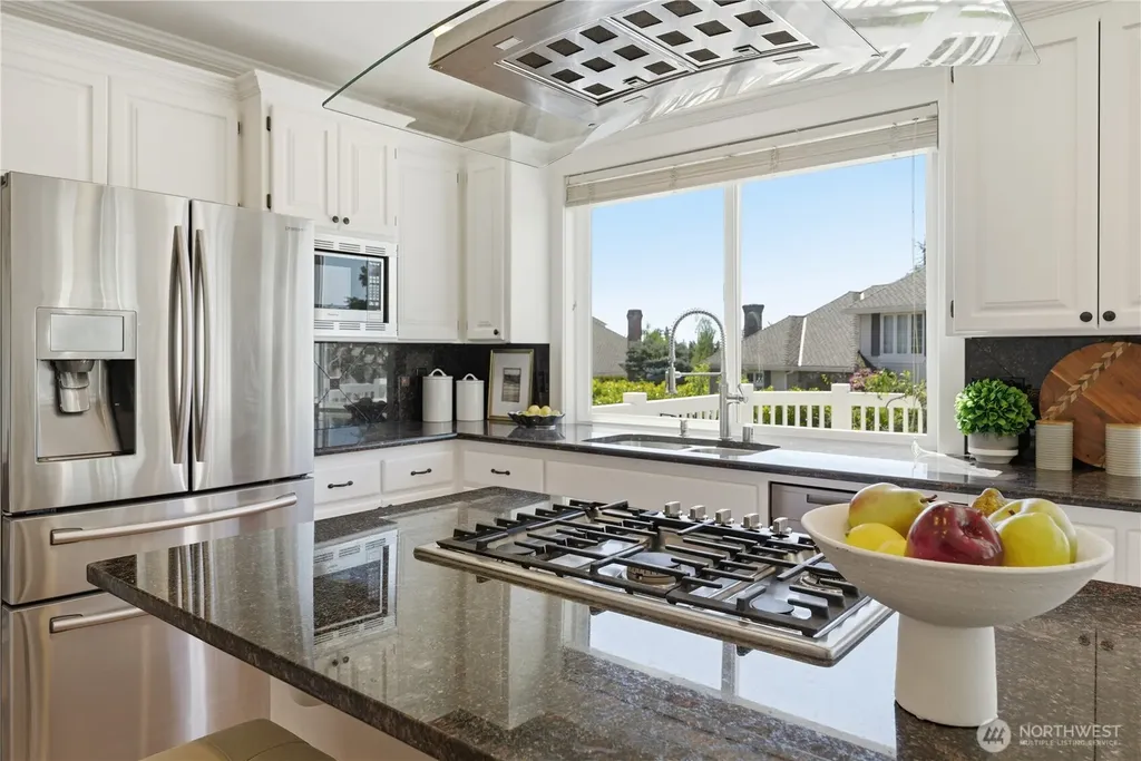 11910 59 Avenue W Mukilteo WA 98275