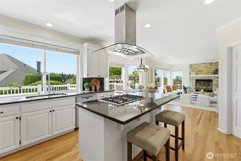 11910 59 Avenue W Mukilteo WA 98275