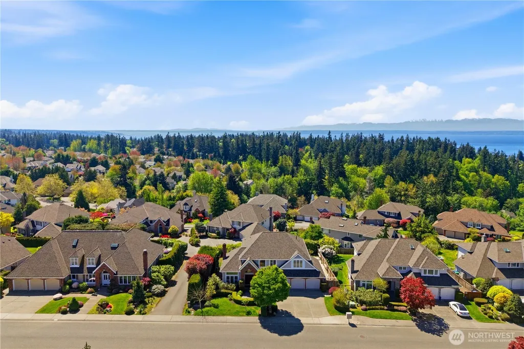 11910 59 Avenue W Mukilteo WA 98275