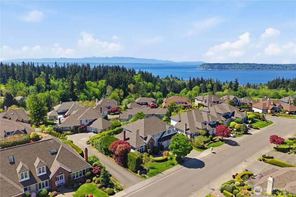 11910 59 Avenue W Mukilteo WA 98275