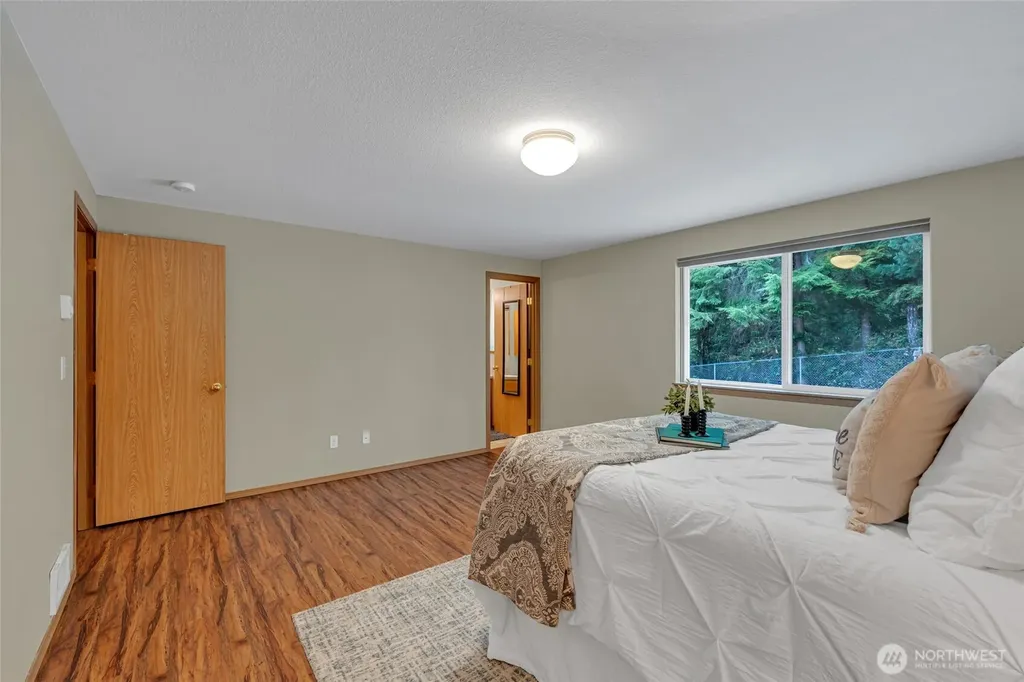 2380 E Saint Andrews Drive Shelton WA 98584