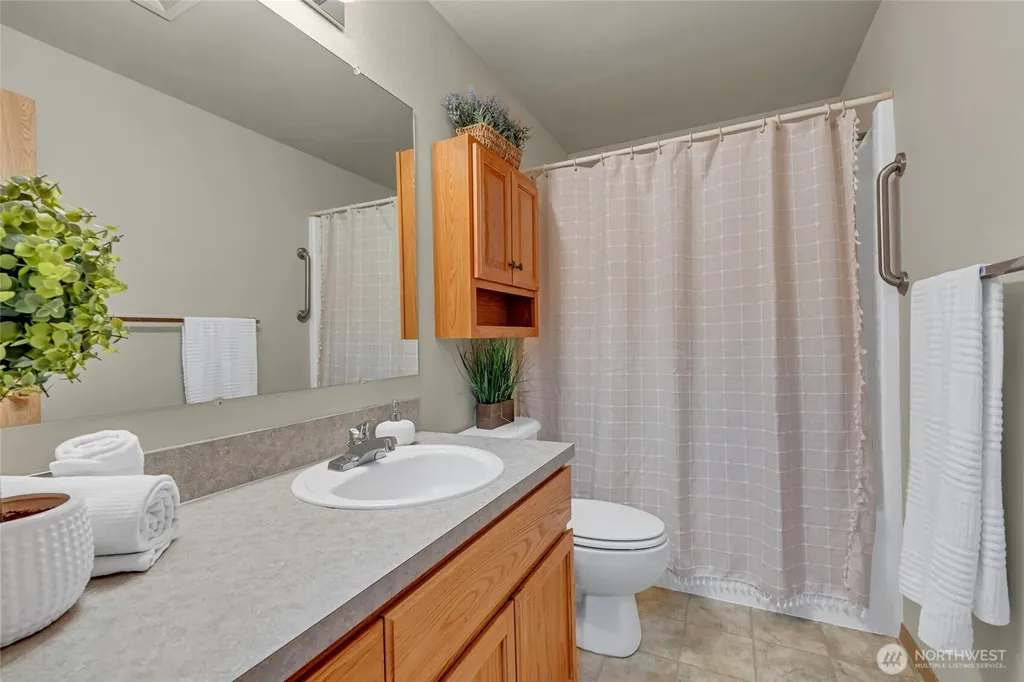 2380 E Saint Andrews Drive Shelton WA 98584