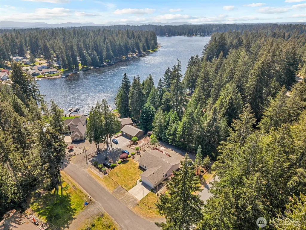 2380 E Saint Andrews Drive Shelton WA 98584