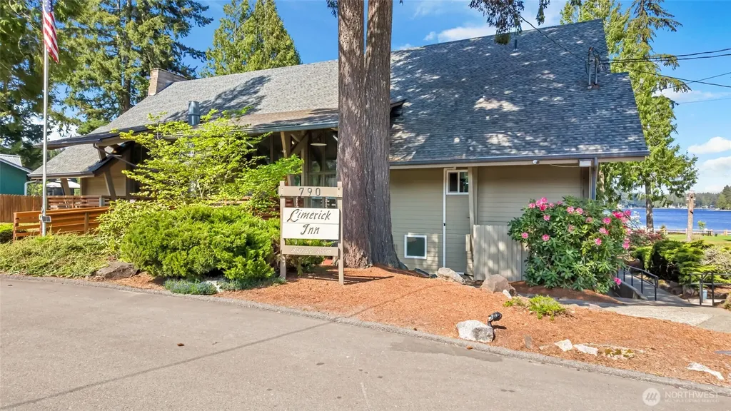 2380 E Saint Andrews Drive Shelton WA 98584