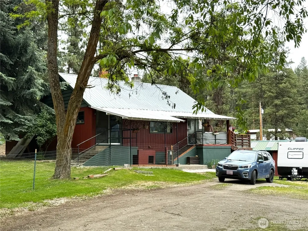 54 N Klondike Road Republic WA 99166