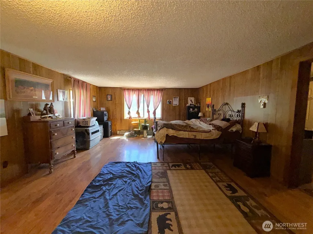 54 N Klondike Road Republic WA 99166