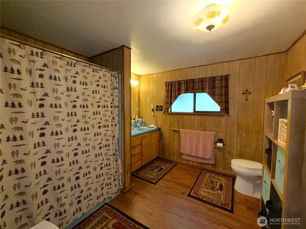 54 N Klondike Road Republic WA 99166