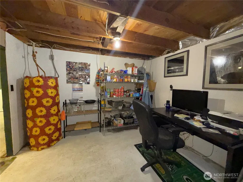54 N Klondike Road Republic WA 99166