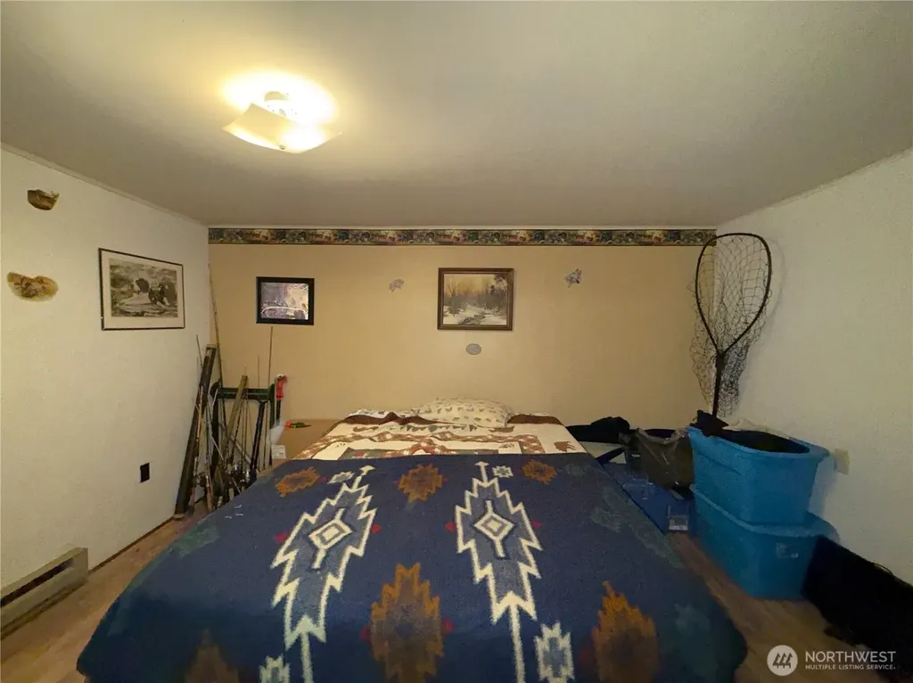 54 N Klondike Road Republic WA 99166