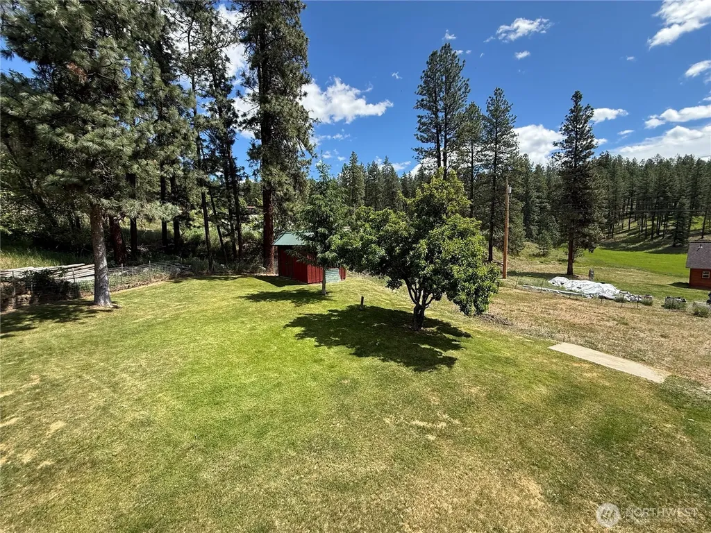 54 N Klondike Road Republic WA 99166