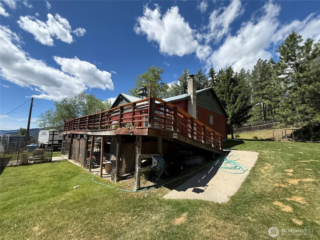 54 N Klondike Road Republic WA 99166