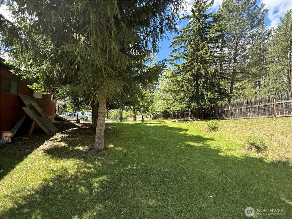 54 N Klondike Road Republic WA 99166
