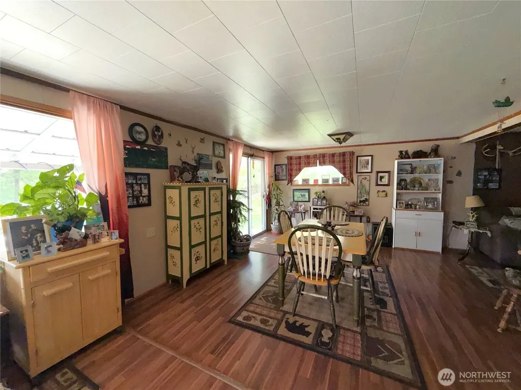 54 N Klondike Road Republic WA 99166