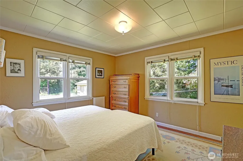 562 Moe Road Camano Island WA 98282