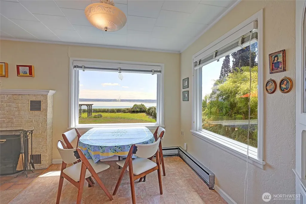 562 Moe Road Camano Island WA 98282