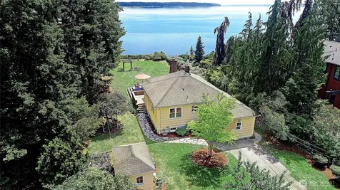 562 Moe Road Camano Island WA 98282