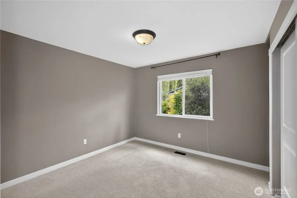 1203 30th Street Anacortes WA 98221