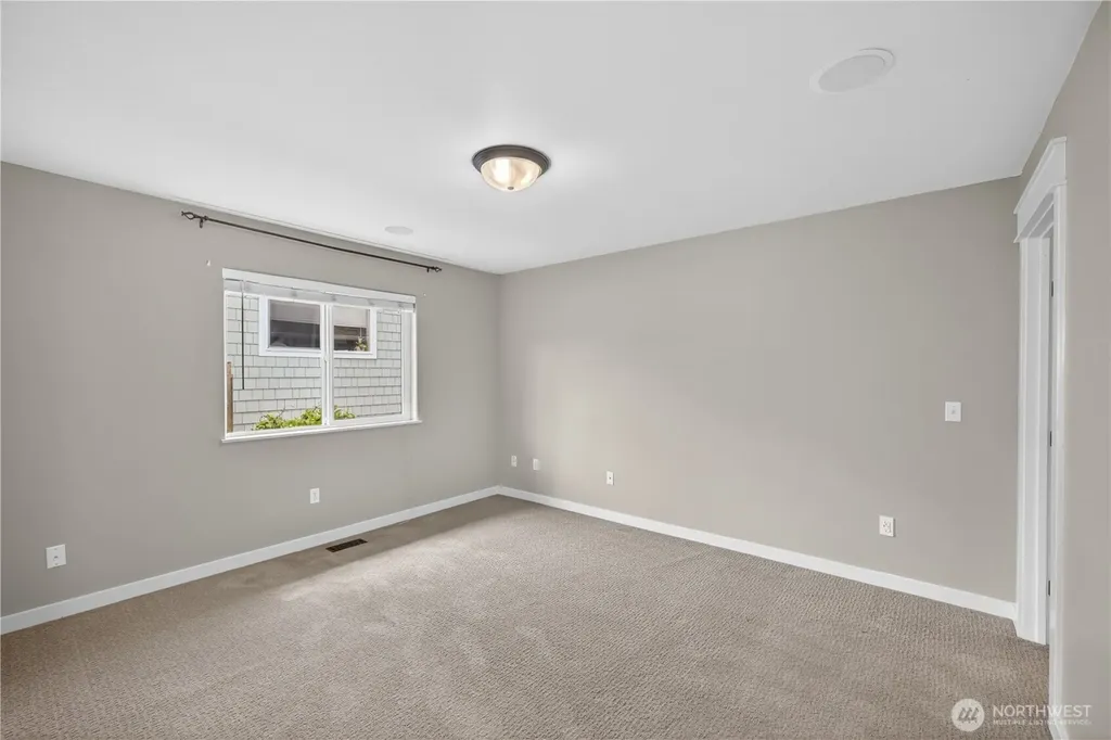 1203 30th Street Anacortes WA 98221