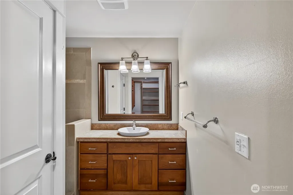 1203 30th Street Anacortes WA 98221