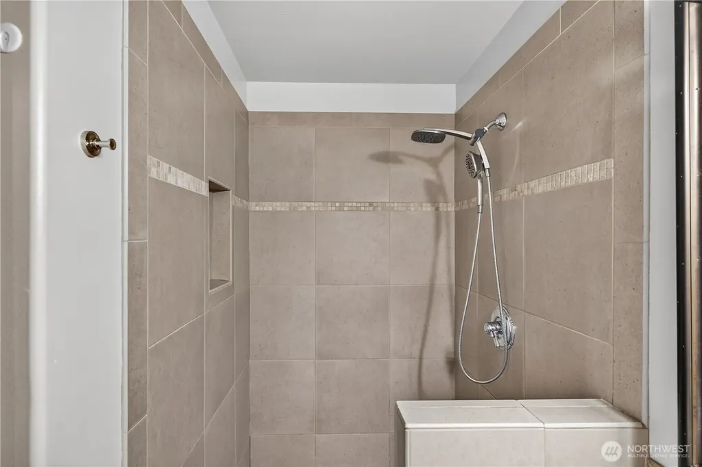 1203 30th Street Anacortes WA 98221
