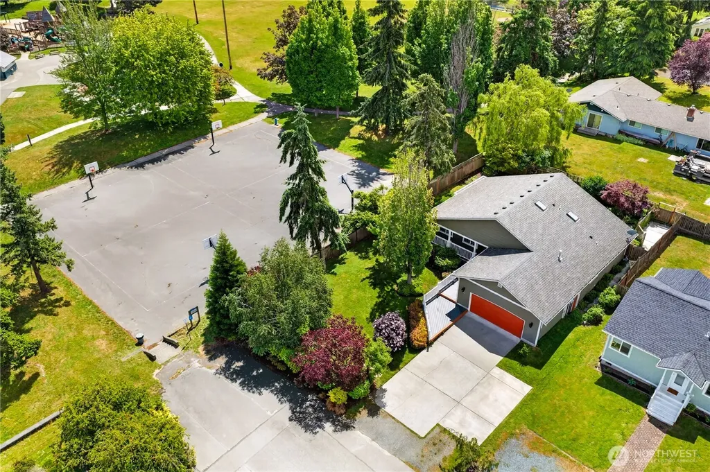 1203 30th Street Anacortes WA 98221