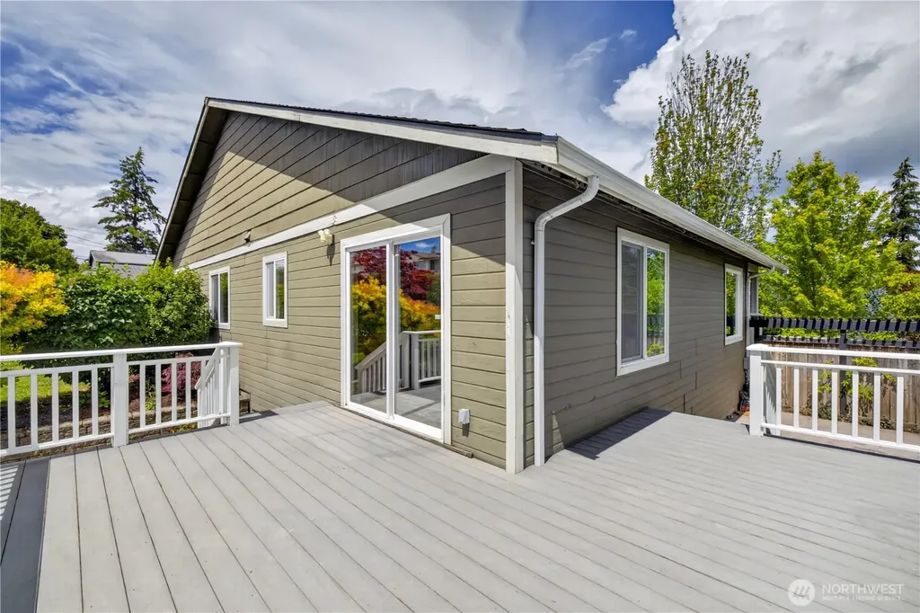 1203 30th Street Anacortes WA 98221