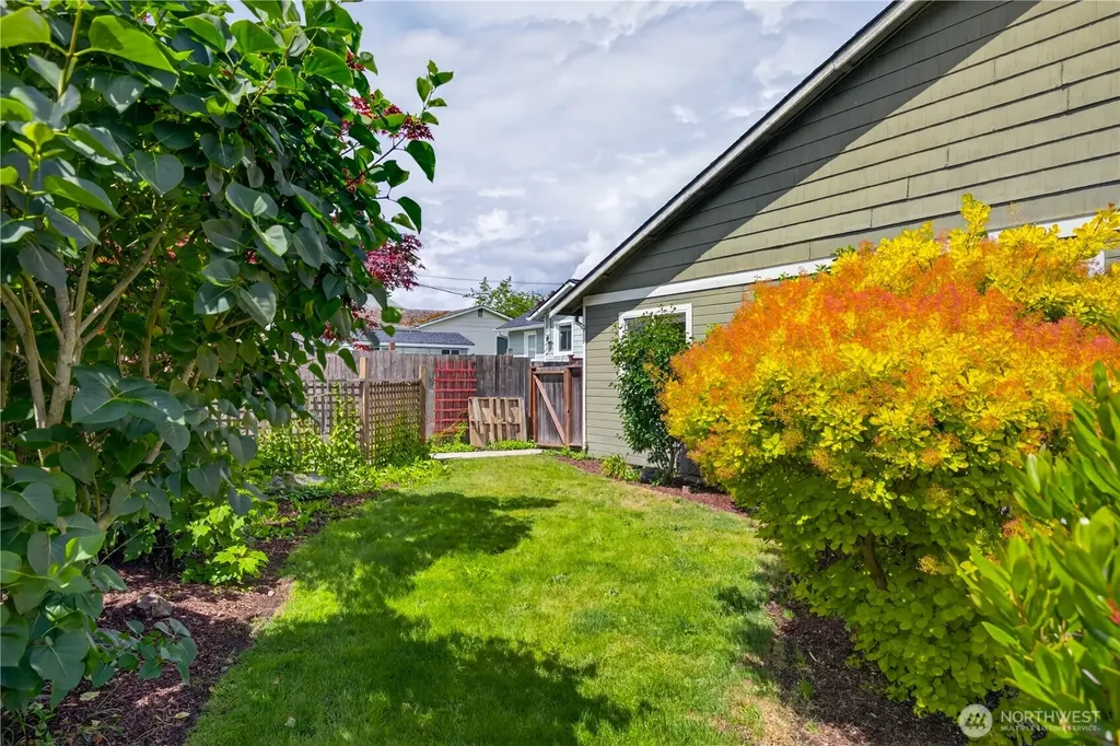 1203 30th Street Anacortes WA 98221