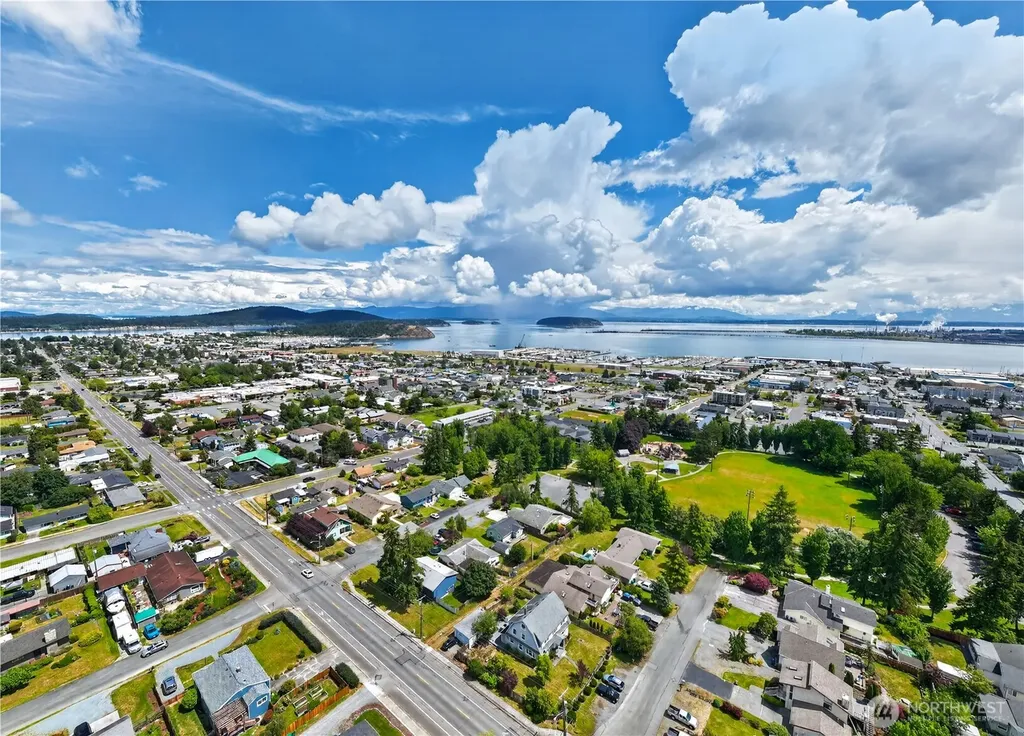 1203 30th Street Anacortes WA 98221