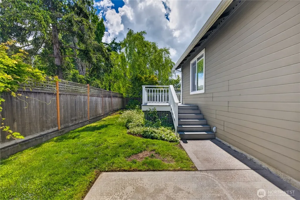 1203 30th Street Anacortes WA 98221