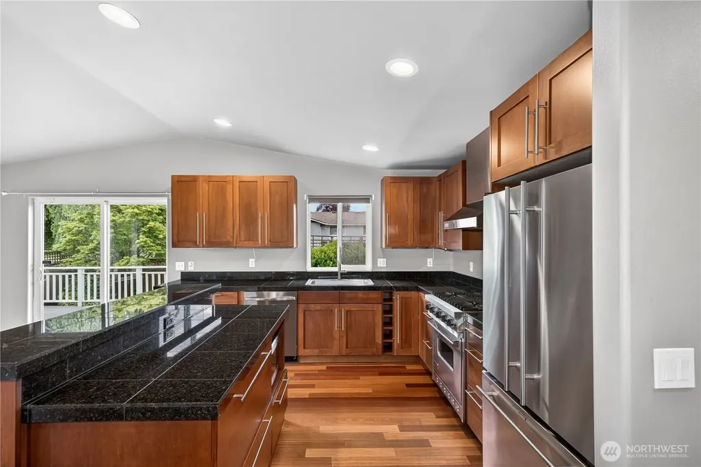 1203 30th Street Anacortes WA 98221