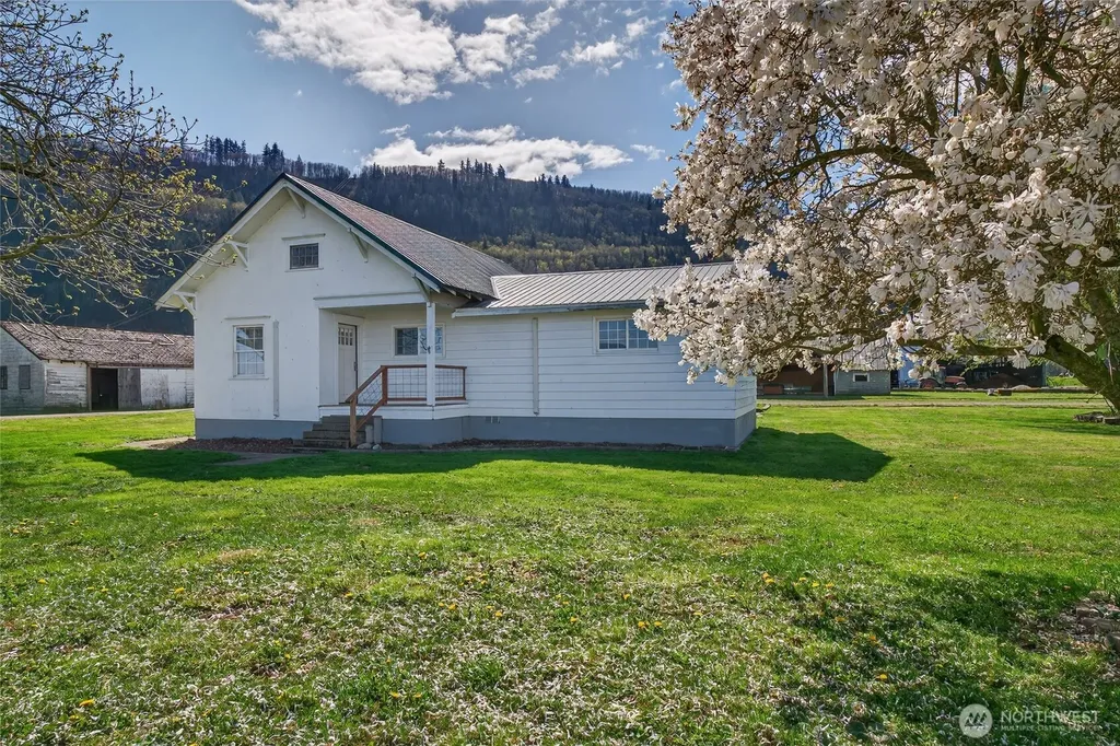 5419 Hillview Road Sumas WA 98295