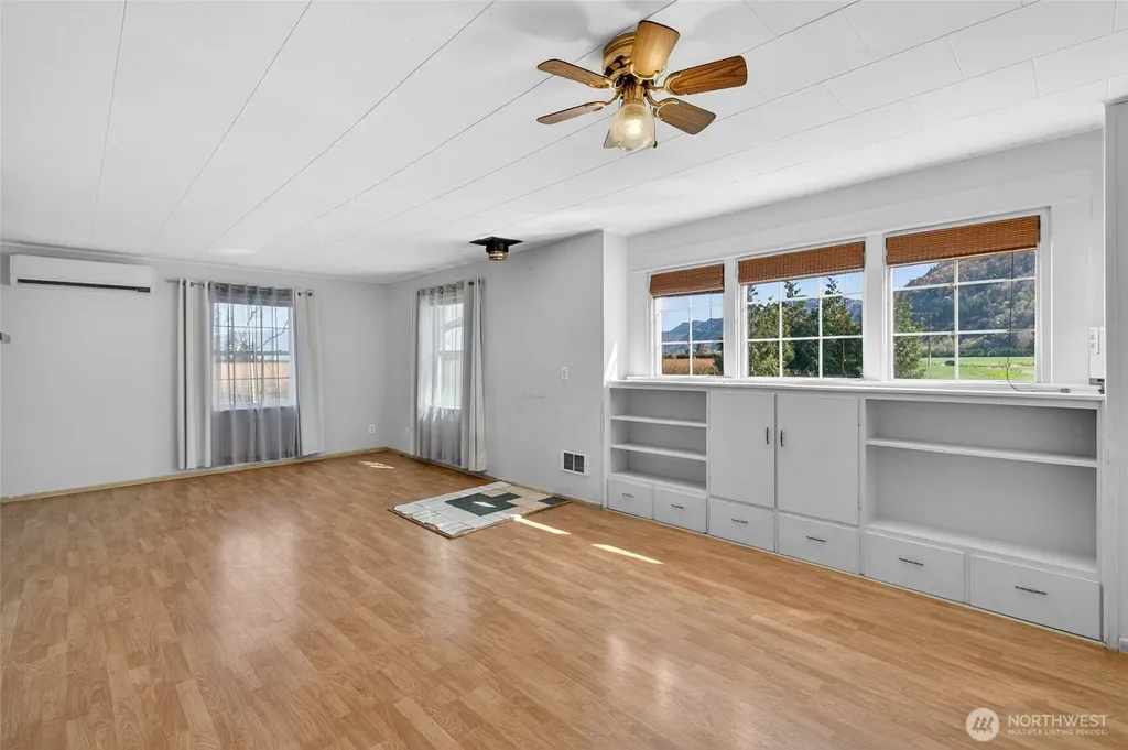 5419 Hillview Road Sumas WA 98295