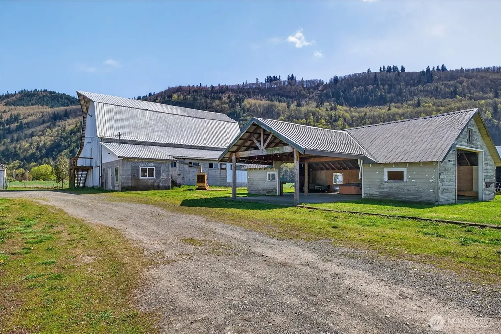 5419 Hillview Road Sumas WA 98295