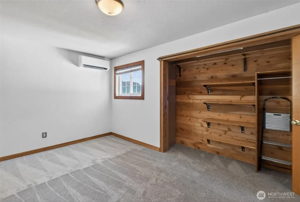 5419 Hillview Road Sumas WA 98295