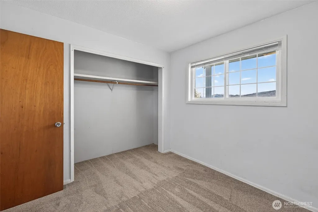 5419 Hillview Road Sumas WA 98295