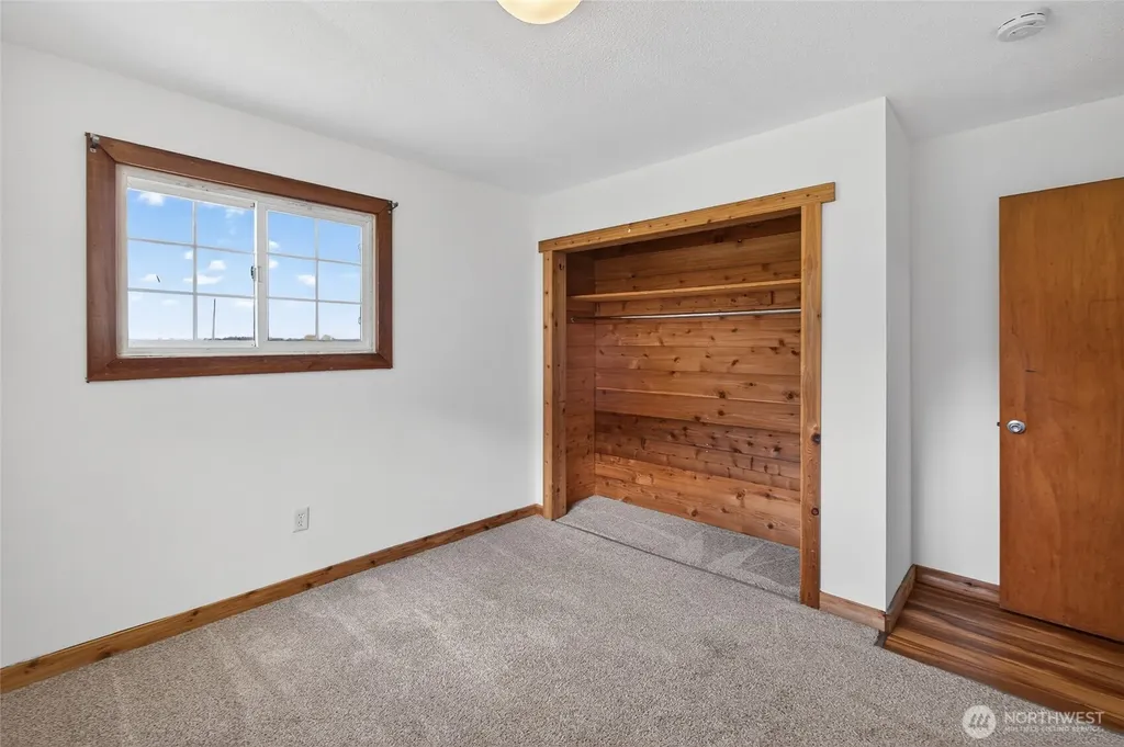 5419 Hillview Road Sumas WA 98295
