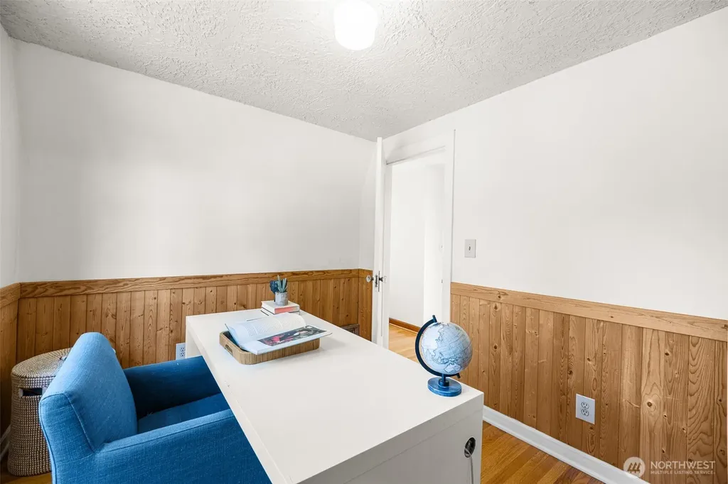 8248 16th Avenue NE Seattle WA 98115