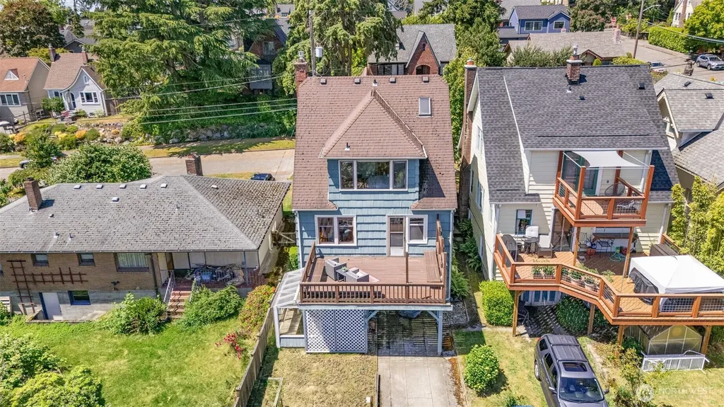 8248 16th Avenue NE Seattle WA 98115