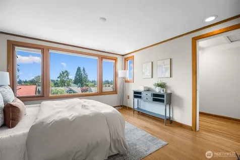 8248 16th Avenue NE Seattle WA 98115
