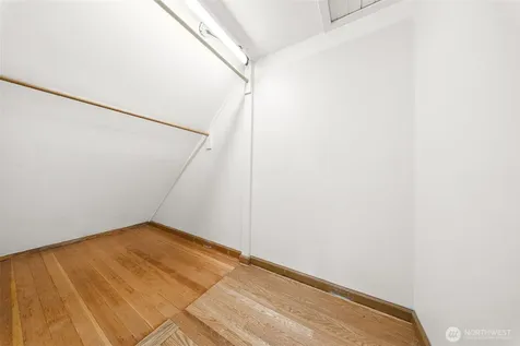 8248 16th Avenue NE Seattle WA 98115