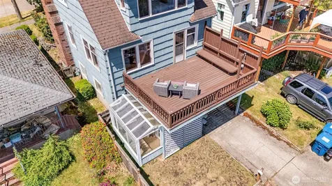 8248 16th Avenue NE Seattle WA 98115