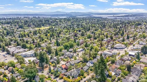 8248 16th Avenue NE Seattle WA 98115
