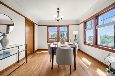 8248 16th Avenue NE Seattle WA 98115
