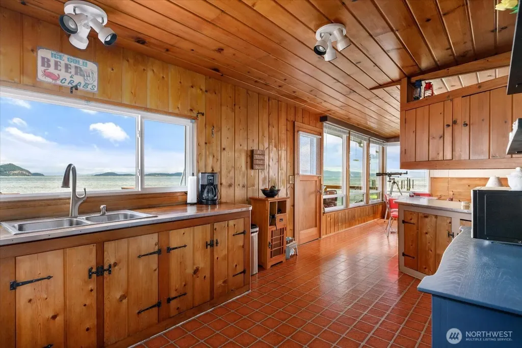 3130 Green Road Oak Harbor WA 98277