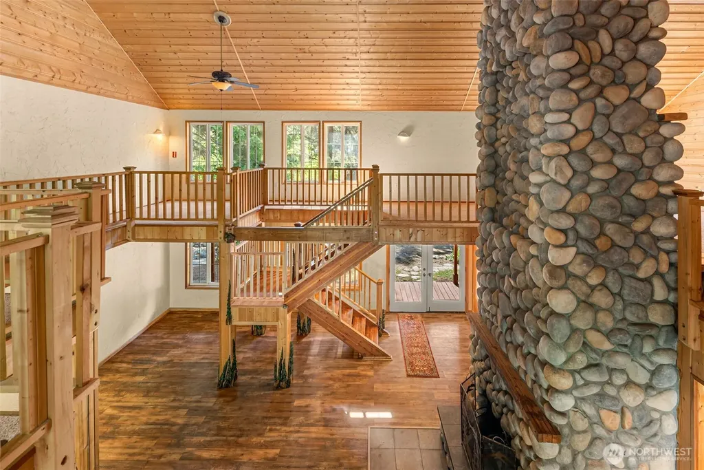 4650 Navarre Coulee Road Chelan WA 98816