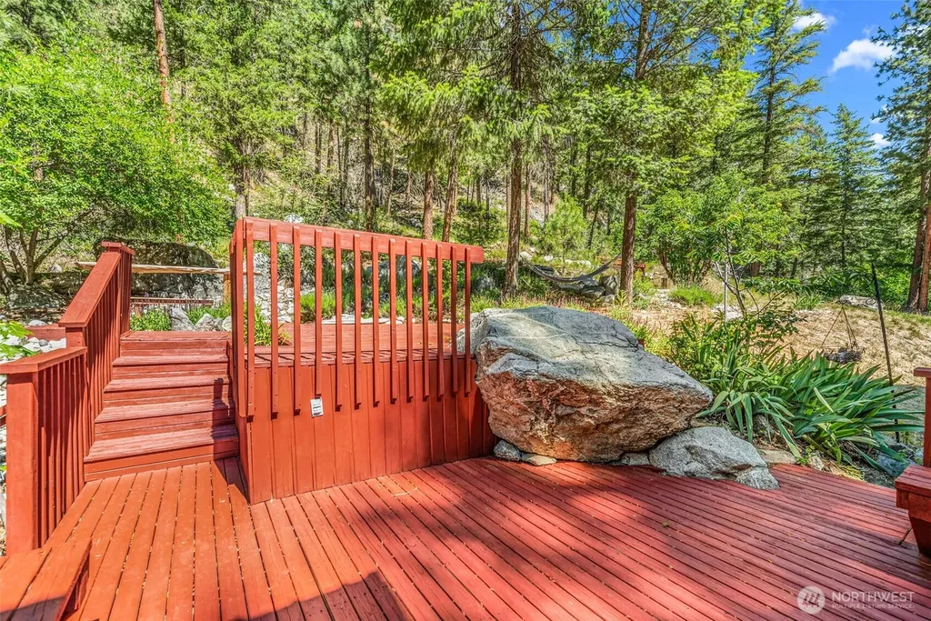 4650 Navarre Coulee Road Chelan WA 98816