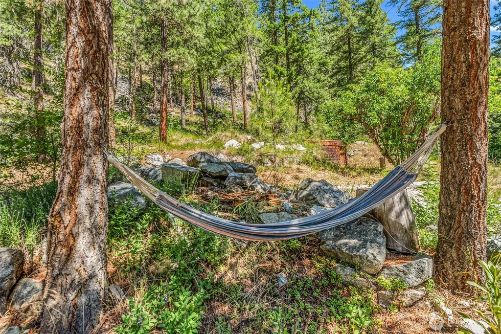 4650 Navarre Coulee Road Chelan WA 98816
