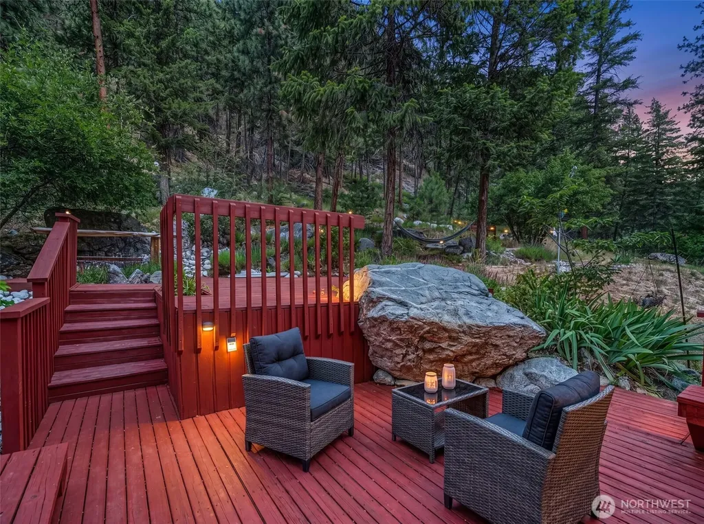 4650 Navarre Coulee Road Chelan WA 98816