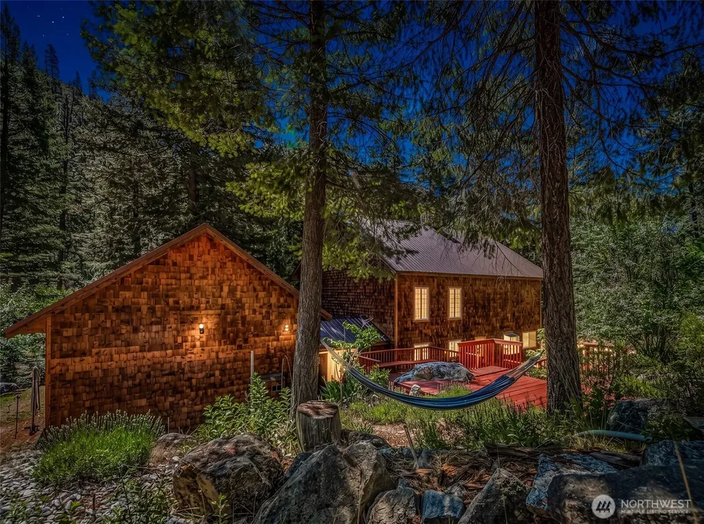 4650 Navarre Coulee Road Chelan WA 98816