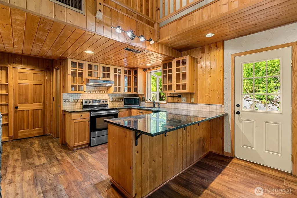 4650 Navarre Coulee Road Chelan WA 98816